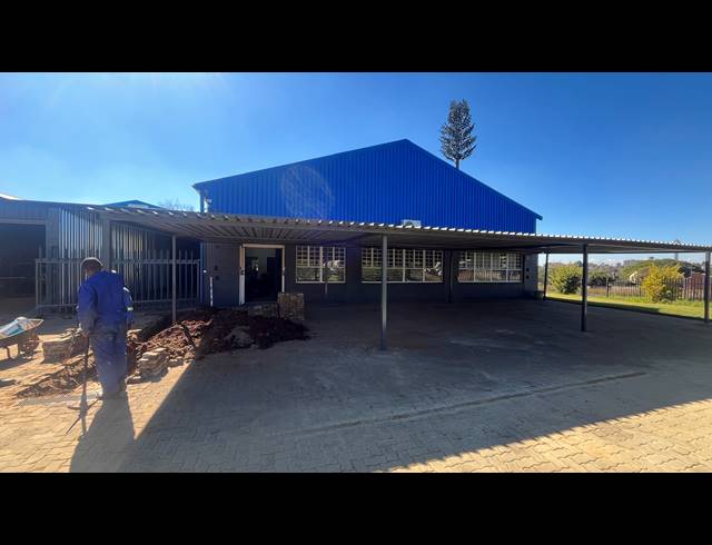 683M² WAREHOUSE TO LET IN SPARTAN